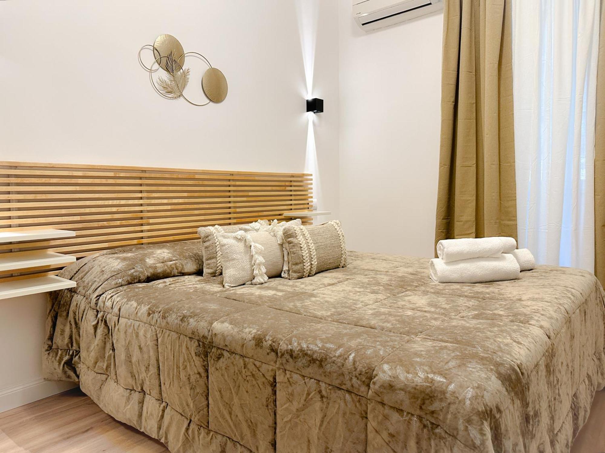 Colosseum Luxury Guest House Рим Екстер'єр фото